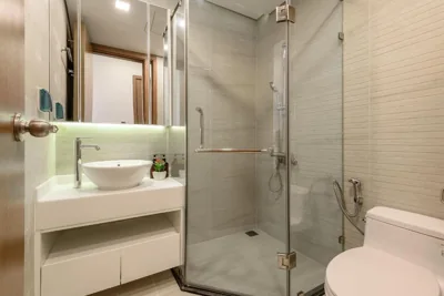 Appartamento con quattro camere da letto con balcone — Vinhome Central Park Apartment